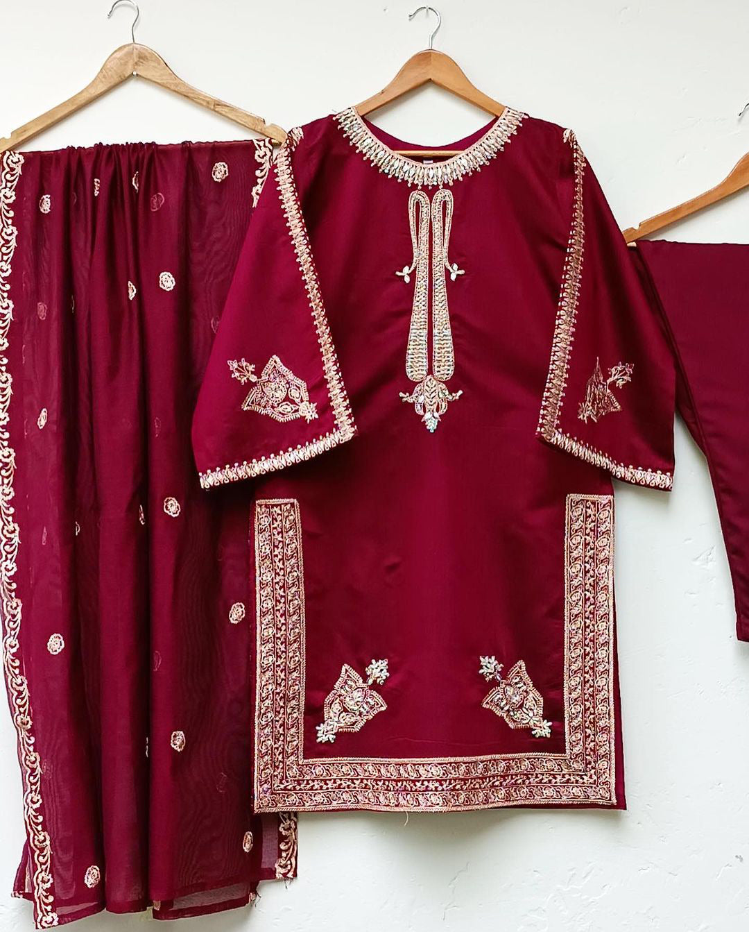 Artcile 3pc Taveez with Embroidered Dupatta