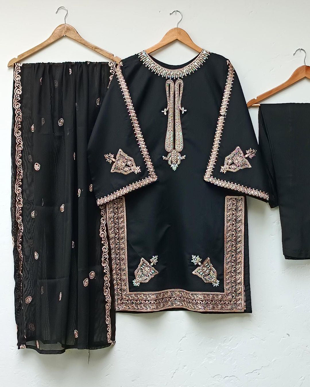 Artcile 3pc Taveez  with Embroidered Dupatta