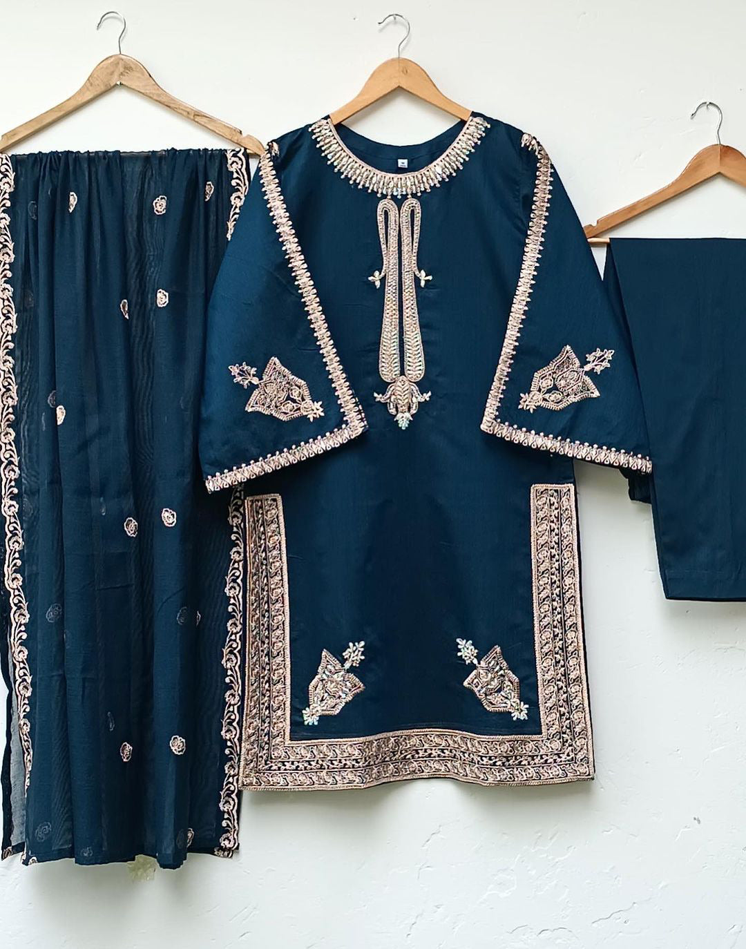 Artcile 3pc Taveez  with Embroidered Dupatta