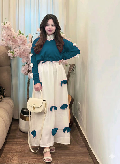 Sleeves Top With Contrast Bow